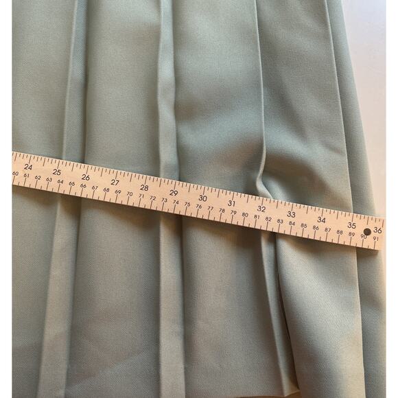 Vintage Lasting Comfort Pleated Skirt - Sage Green - Small - Picture 7 of 14